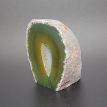 Load image into Gallery viewer, Agate Geodes