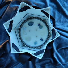 Load image into Gallery viewer, Mandala candle
