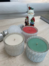 Load image into Gallery viewer, Christmas 🎄 Soy Candles
